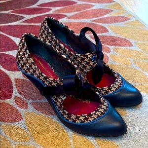 Poetic Licence License School’s Out Women's Tweed and Leather Heels blue 39